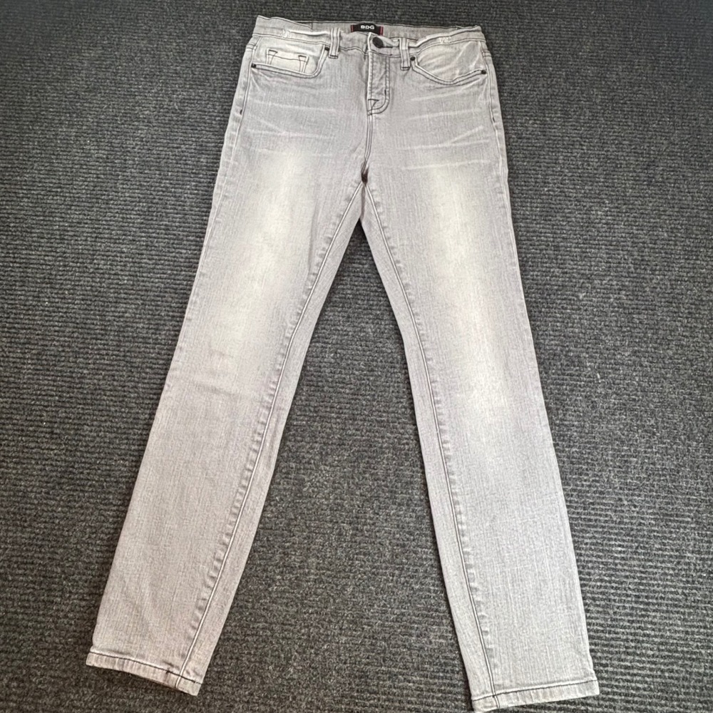 BDG Slim Fit‎ Light Gray Jeans 28W 30L Mens Gray Denim Pants